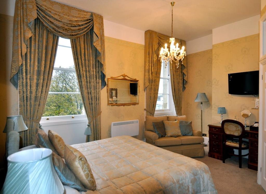 Willoughby House Hotel & Apartments チェルトナム 部屋 写真