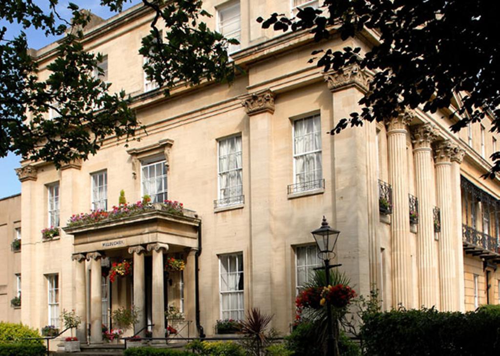 Willoughby House Hotel & Apartments チェルトナム エクステリア 写真
